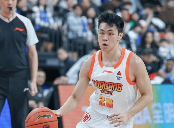 开云体育下载网址-难怪庞峥麟能投进全明星!挡拆配合撕碎北京防守,突破侵略性拉满|江苏|哈里-贾尔斯|曾凡博|比赛|球队_新浪体育_新浪新闻